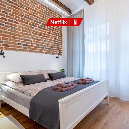 Old Town Zamkowa Vis A Vis Wawelu Apartman Krakkó Kültér fotó