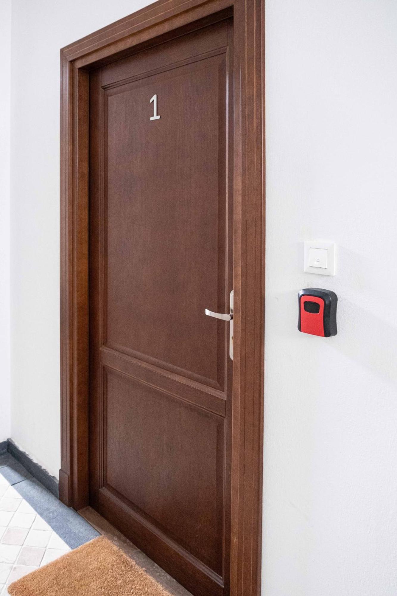 Old Town Zamkowa Vis A Vis Wawelu Apartman Krakkó Kültér fotó