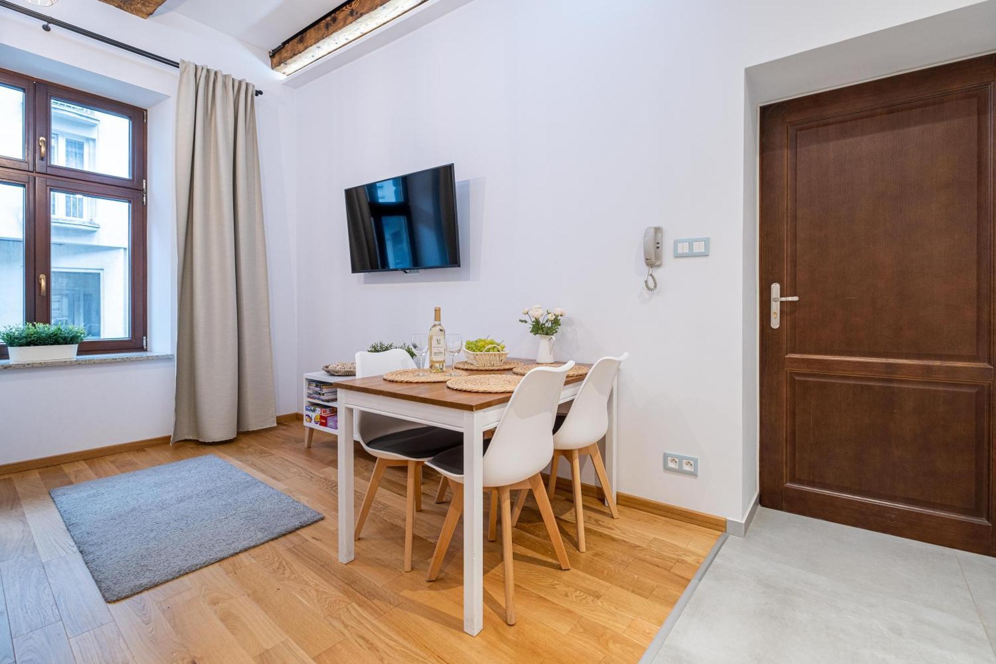 Old Town Zamkowa Vis A Vis Wawelu Apartman Krakkó Kültér fotó