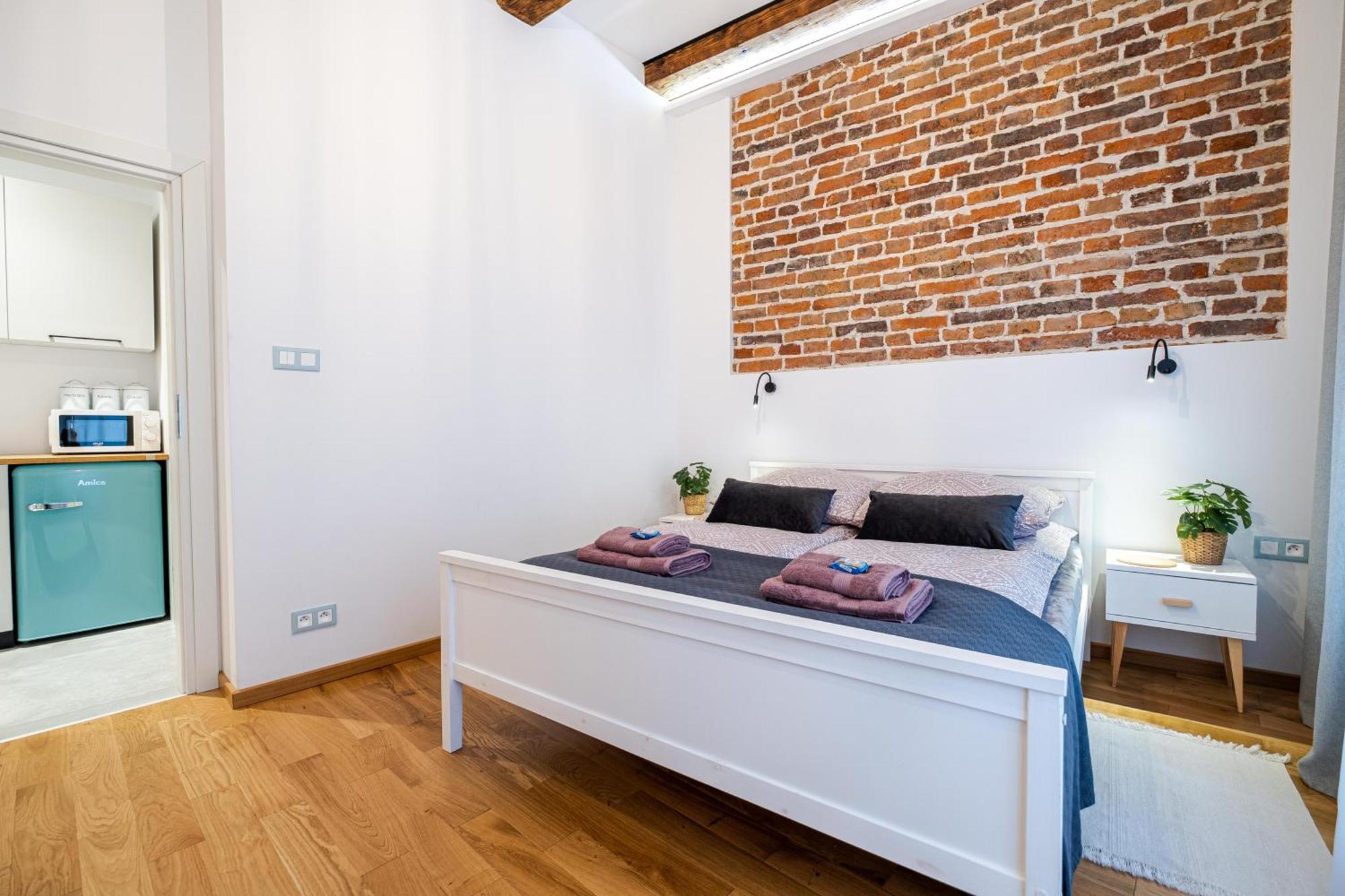 Old Town Zamkowa Vis A Vis Wawelu Apartman Krakkó Kültér fotó
