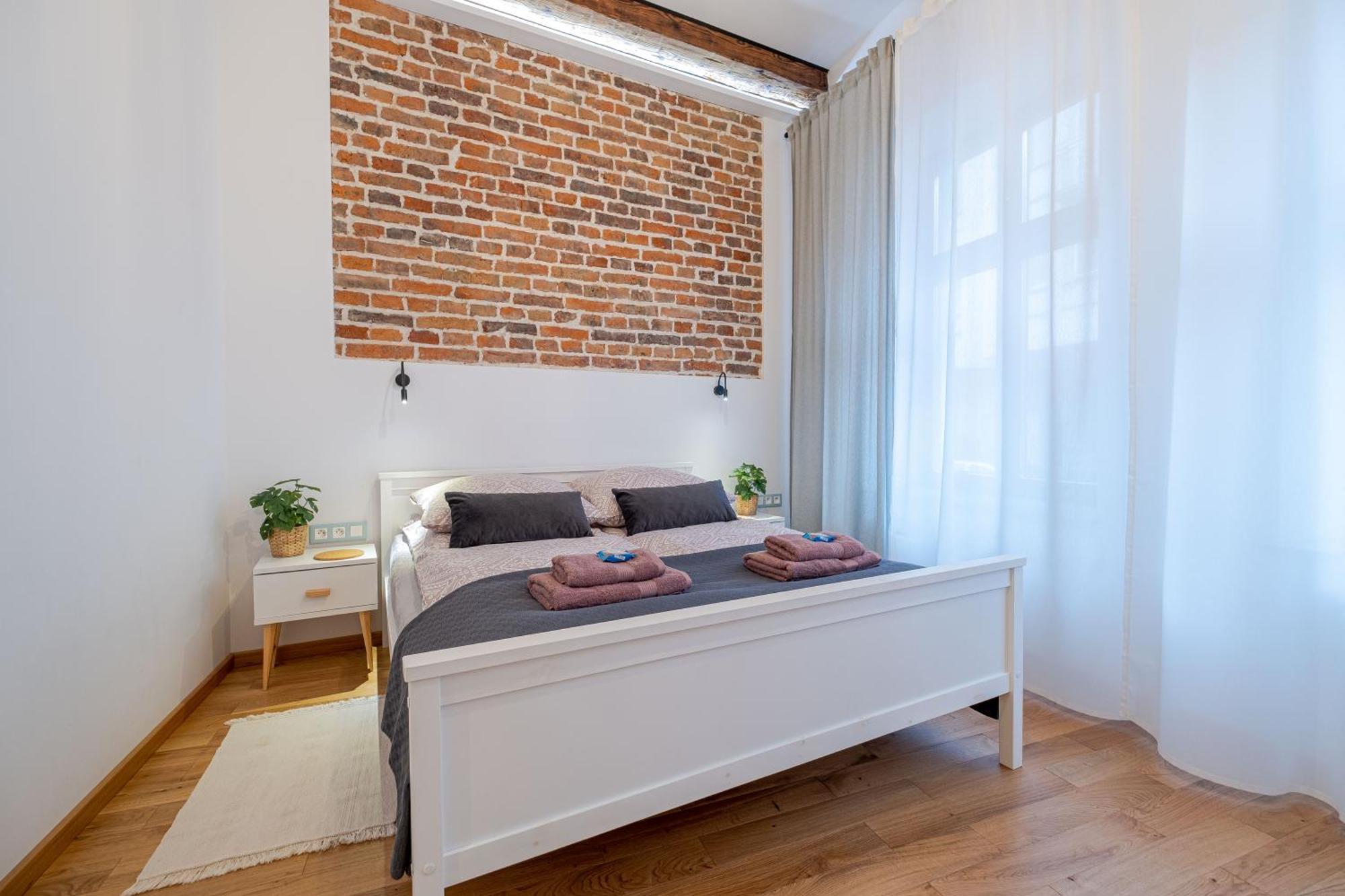 Old Town Zamkowa Vis A Vis Wawelu Apartman Krakkó Kültér fotó